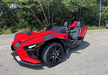 POLARIS SLINGSHOT